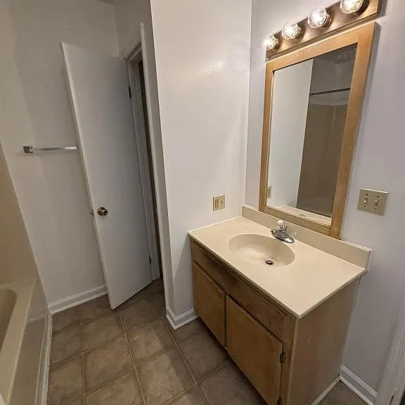 305 Farside Dr #4 — Photo 18