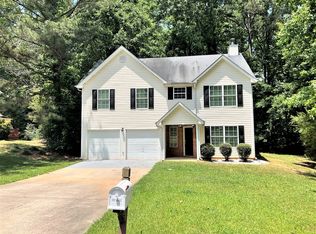 3985 Melanie Woods Dr, Atlanta, GA 30349