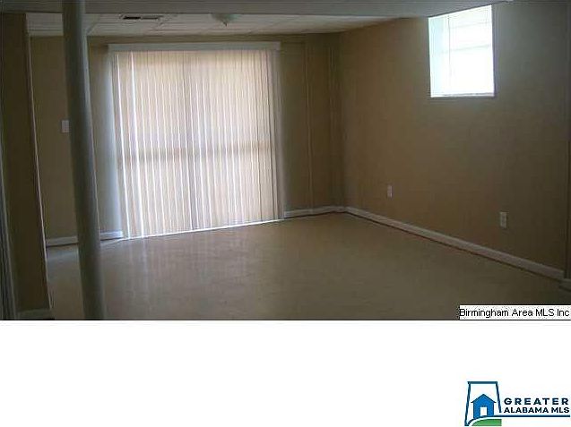 2nd image of 1745 Fairview St