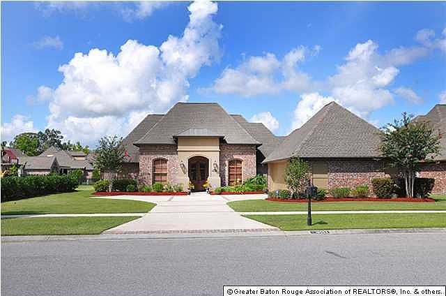 1st image of 18553 Lake Harbor Ln