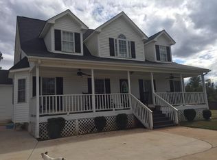 1348 W E King Rd, Commerce, GA 30530