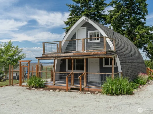 1117 Halsey Drive, Coupeville, WA 98239