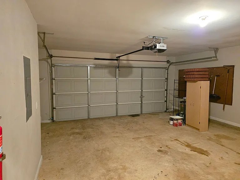 172 Stoneforest Dr — Photo 18