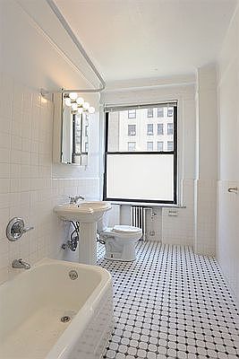 5th image of 525 W End Ave APT 6C