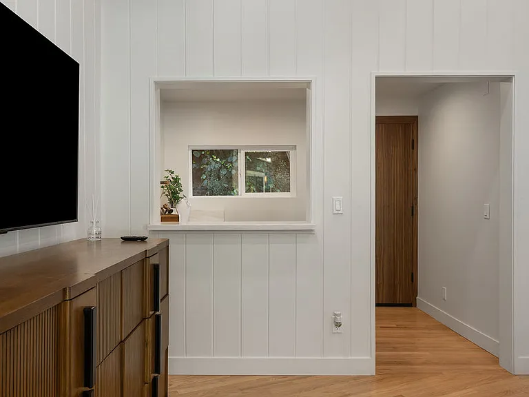 2701 Jalmia Dr — Photo 49