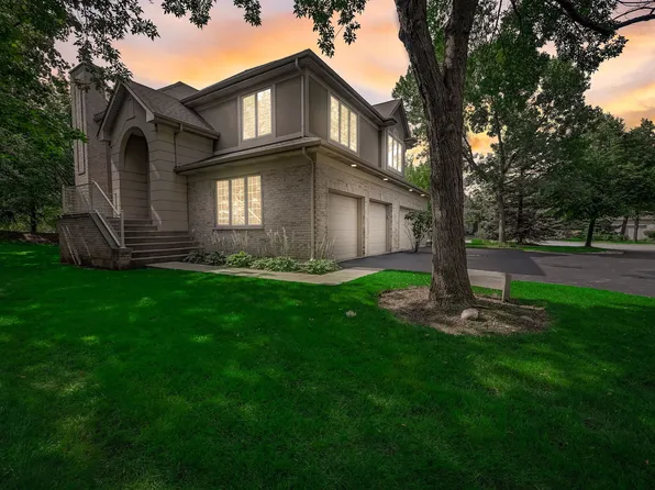 55 Beaconsfield Ct, Lincolnshire, IL 60069