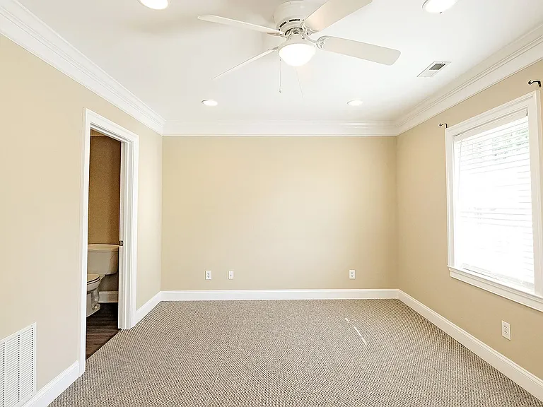 103 Linden St — Photo 15