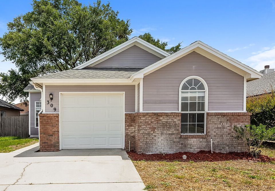 1st image of 309 Carriann Cove Trl W