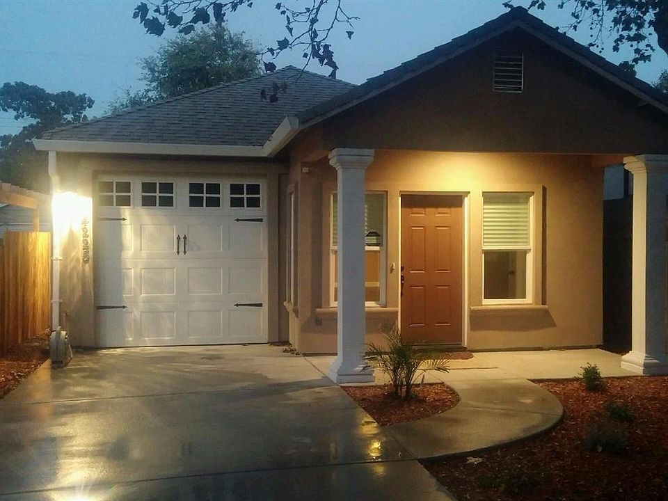 1st image of 4225 51st St