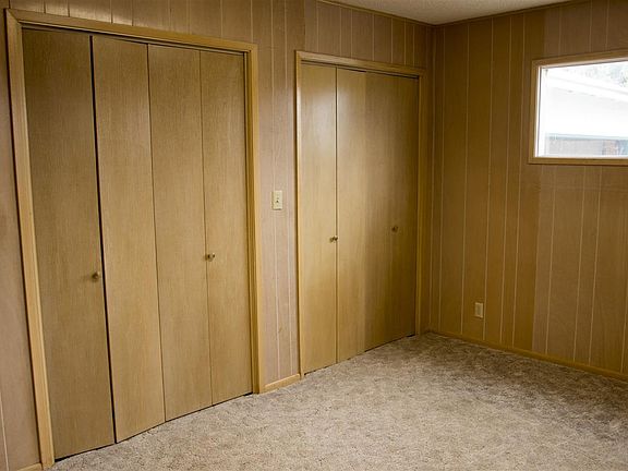 4th image of 109 W Coombs Dr