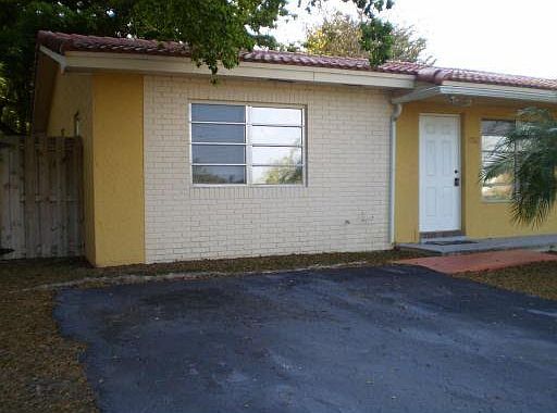 1st image of 17362 SW 94th Ave #17362