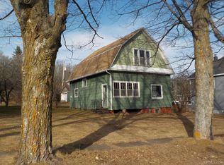 212 4th St, Alpha, MI 49902