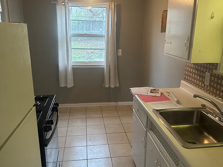 12613 Milligan Ave — Photo 3
