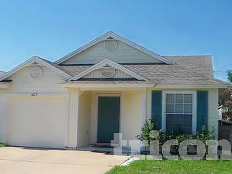 1623 Chatham Cir — Photo 1