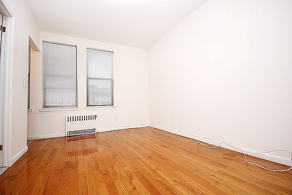 1st image of 3420 30th Ave #3F