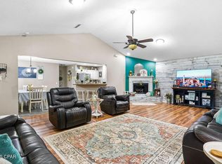 2274 Bonifay Gritney Rd, Caryville, FL 32425