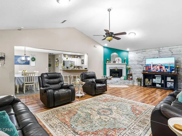 2274 Bonifay Gritney Rd, Caryville, FL 32425