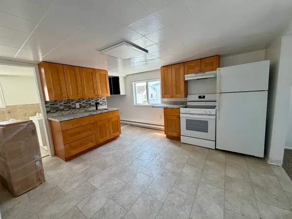 (undisclosed Address), Nanticoke, PA 18634