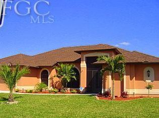 2535 Retunda Pkwy E, Cape Coral, FL 33904
