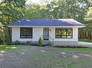 1 John Birch Memorial Dr, Townsend, MA 01469