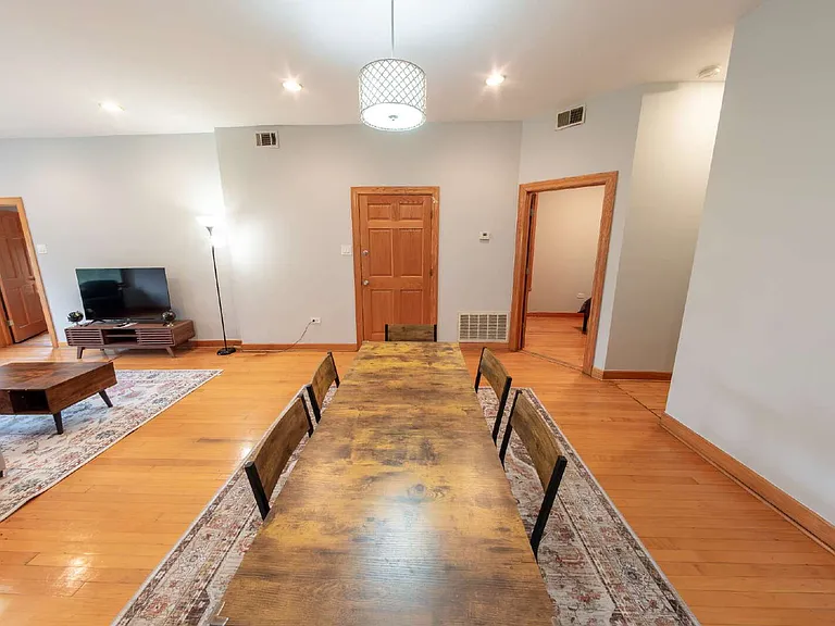 1219 N California Ave #2 — Photo 9