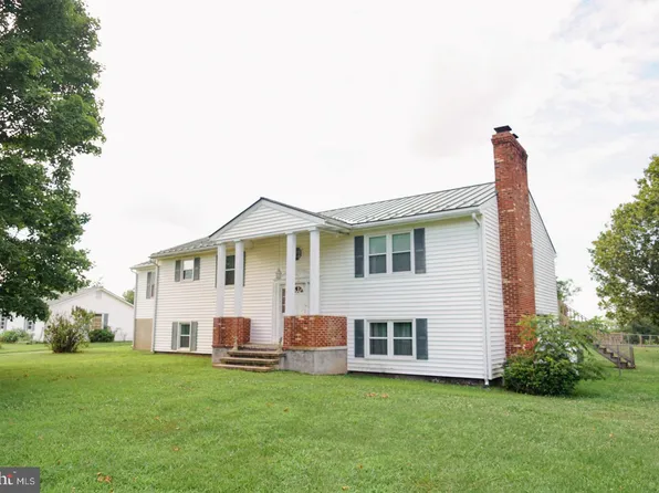 15513 Dickinsons Corner Dr, King George, VA 22485