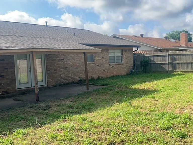 5809 Lance Ct — Photo 38
