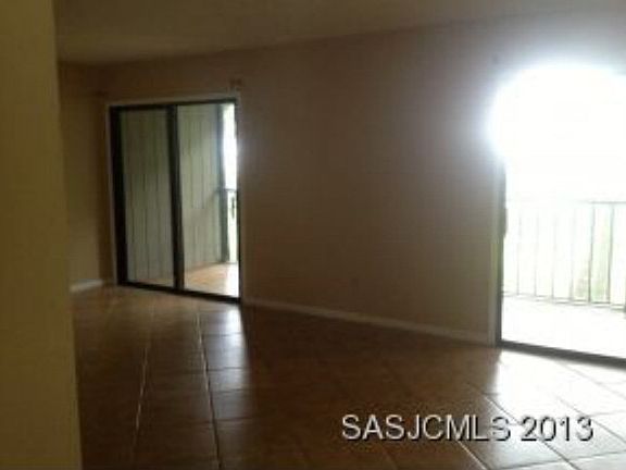 2nd image of 28 Tarragona Ct