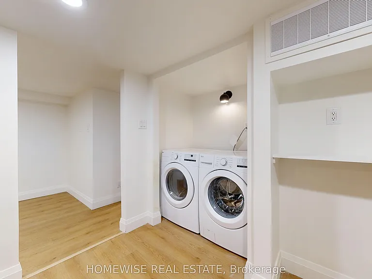 1214 Avenue Rd #BASEMENT — Photo 12