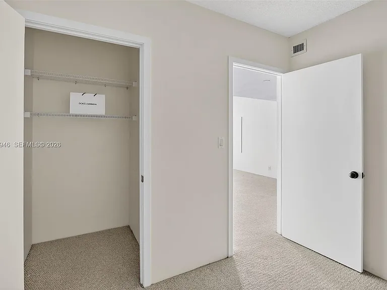 19707 Turnberry Way #7F — Photo 29