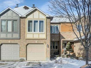 83 Winnegreen Ct, Ottawa, ON K1G 5S3