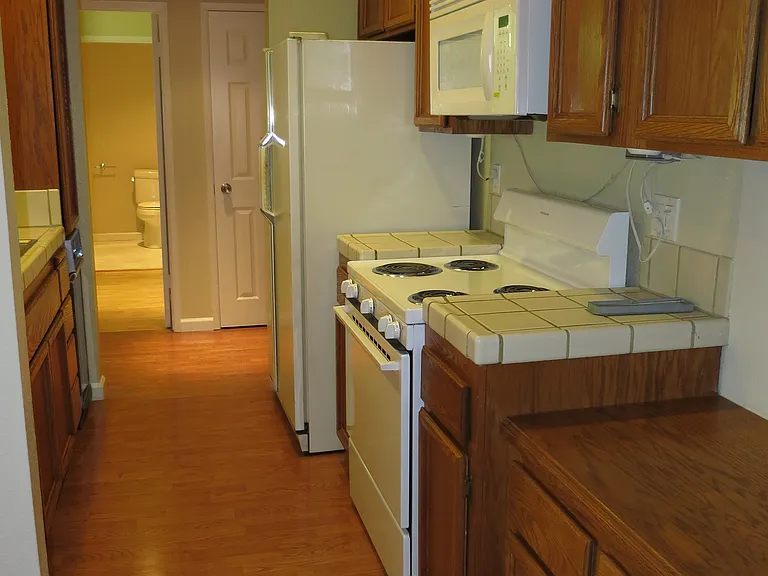 1400 Carpentier St — Photo 9
