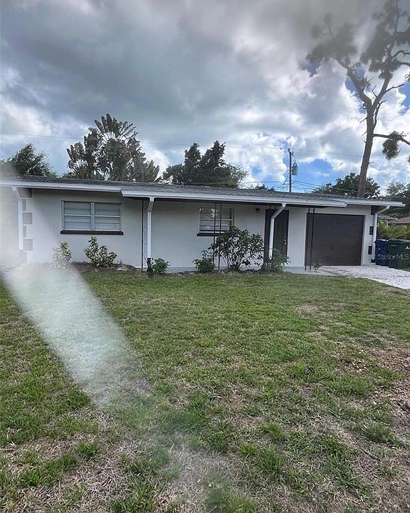 1st image of 161 Stanford Rd