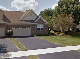 2912 Saganashkee Ln, Naperville, IL 60564
