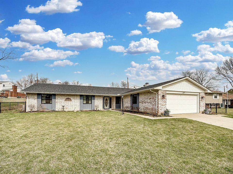 1st image of 4901 Ronald Dr