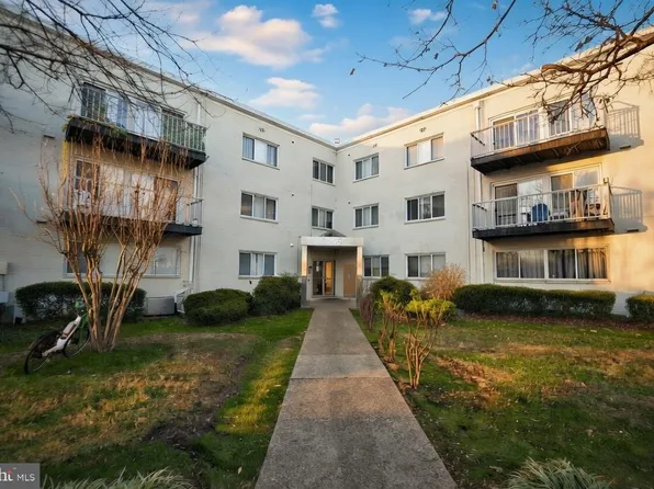 1005 Chillum Rd APT 117, Hyattsville, MD 20782