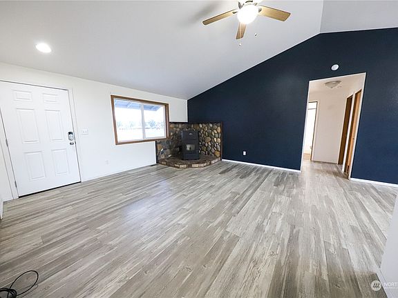 4th image of 1301 W Shelby Street