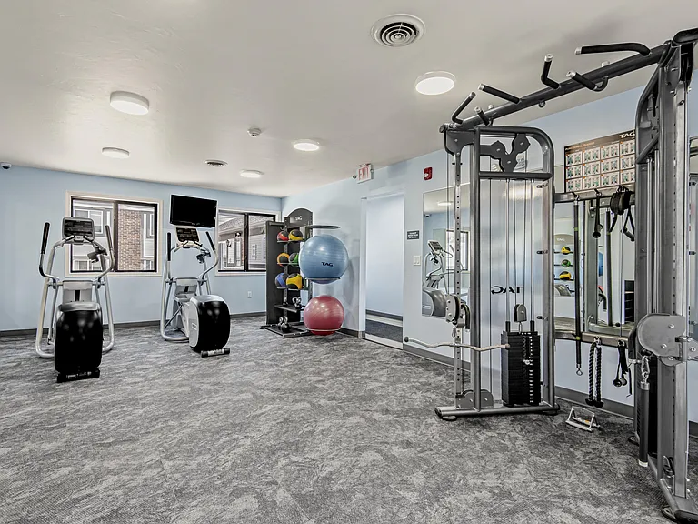 Creekwood Apartments Fitness Center