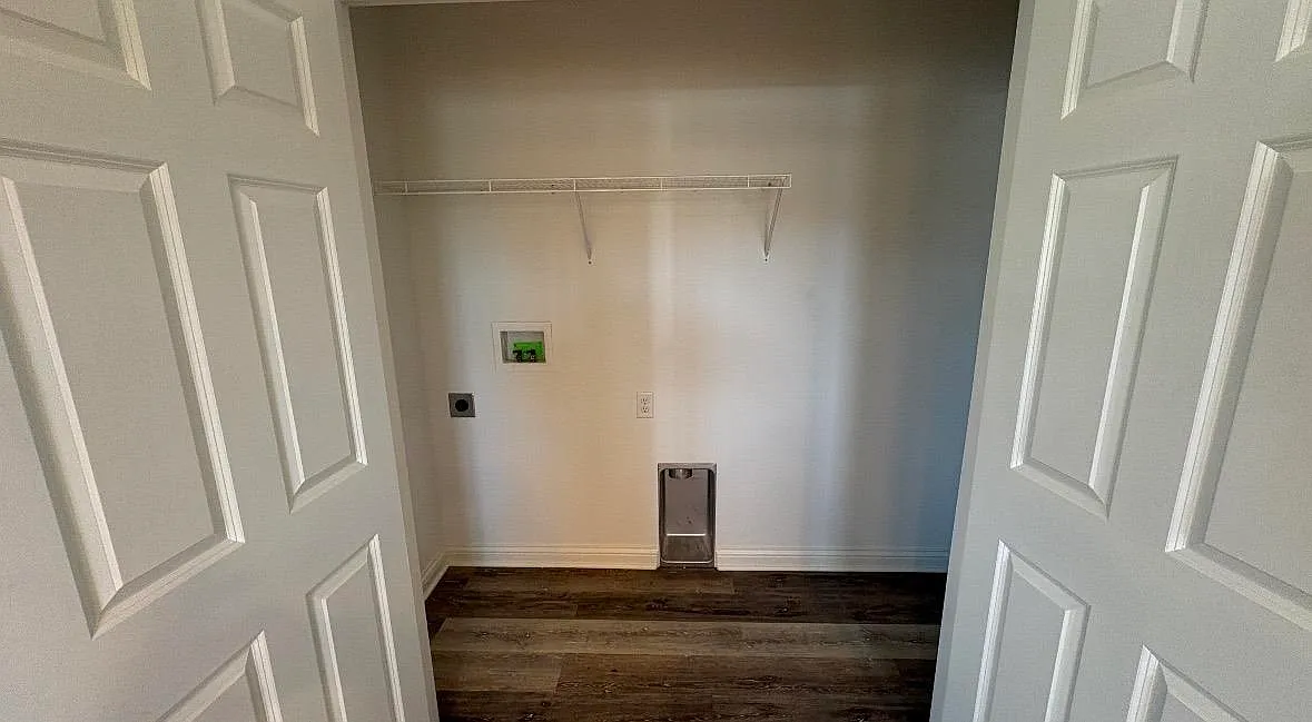 3 bed, 1100 sqft, $1,600 — Photo 4
