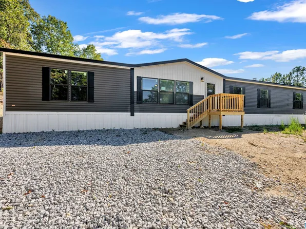 49 Geiger St, Anniston, AL 36201