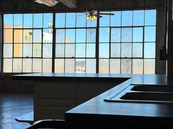 1324 E Lancaster Ave APT 403