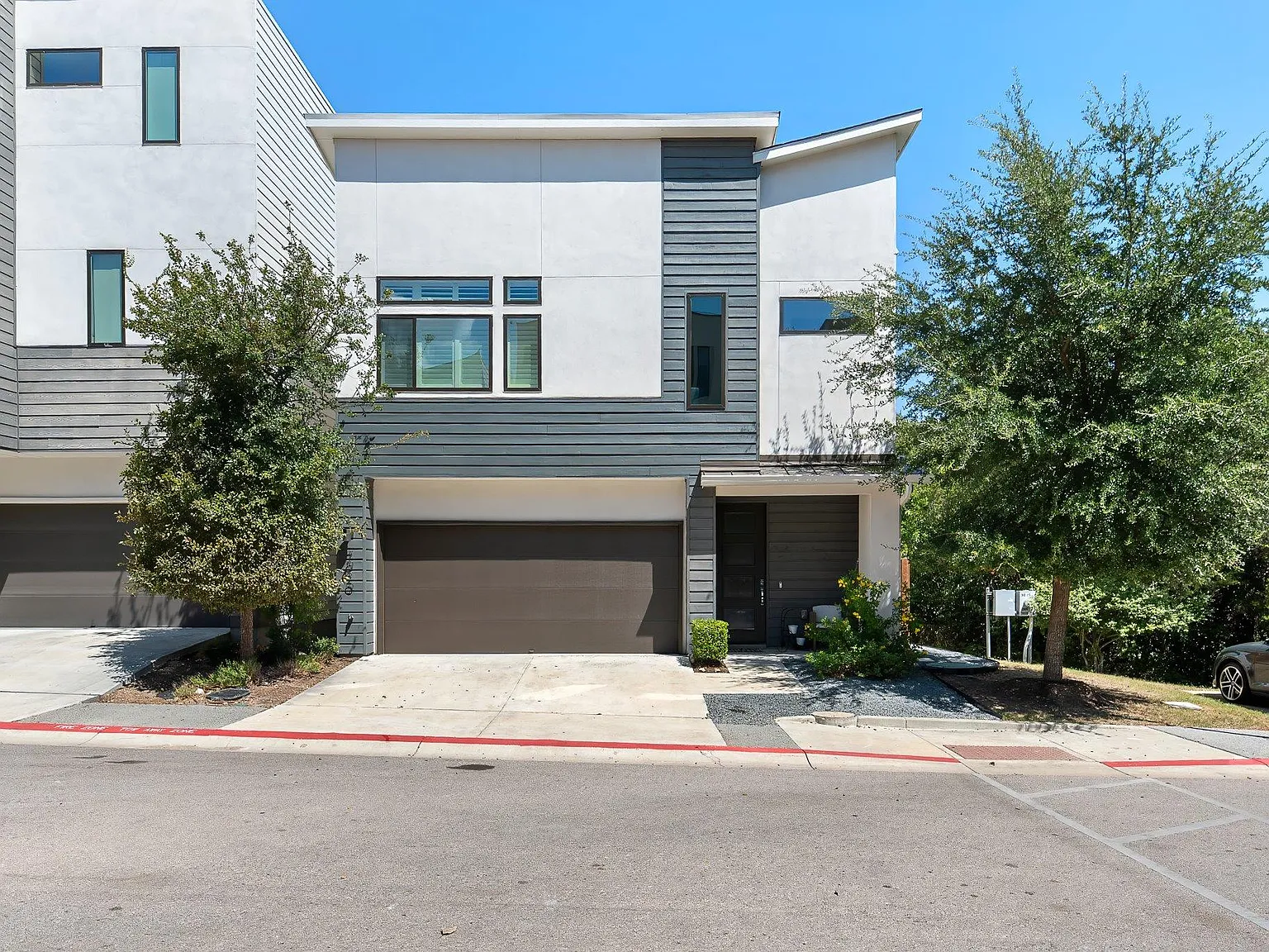 3 bed, 2.5 bath, 1781 sqft, $4,500 — Photo 1