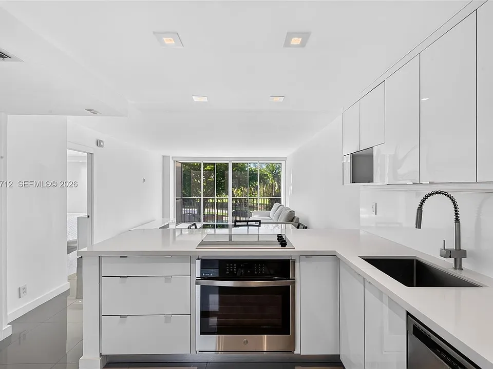 3301 N Country Club Dr #310