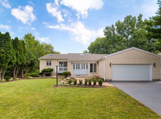 2027 Alta Vista Dr, Waukegan, IL 60087
