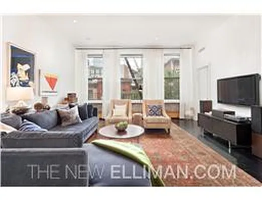 Sold by Douglas Elliman | media 29