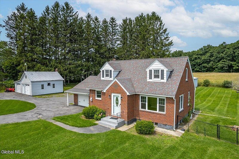 2nd image of 860 Scotch Ridge Road