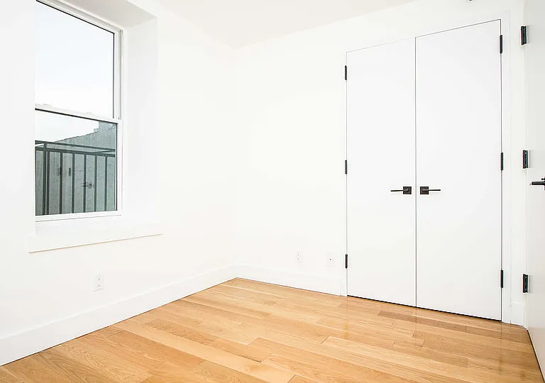 783 Knickerbocker Ave #403 — Photo 12