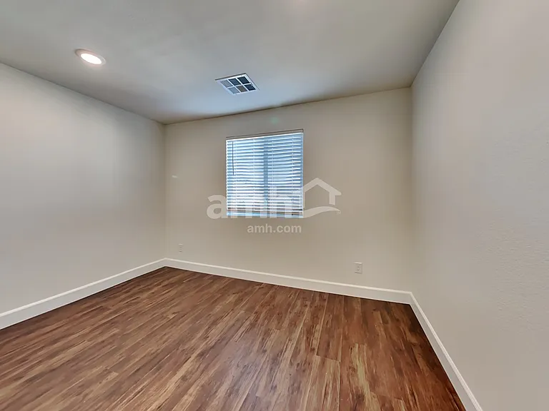 296 Austin Bellerose Pl — Photo 21
