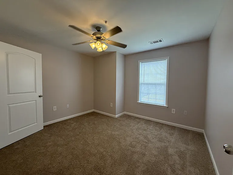 Brookwood Terrace Apartments — Photo 36