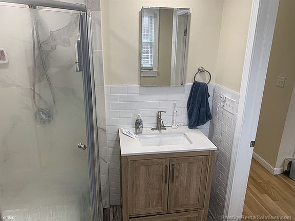 landlord_unit_photo_65281885_5